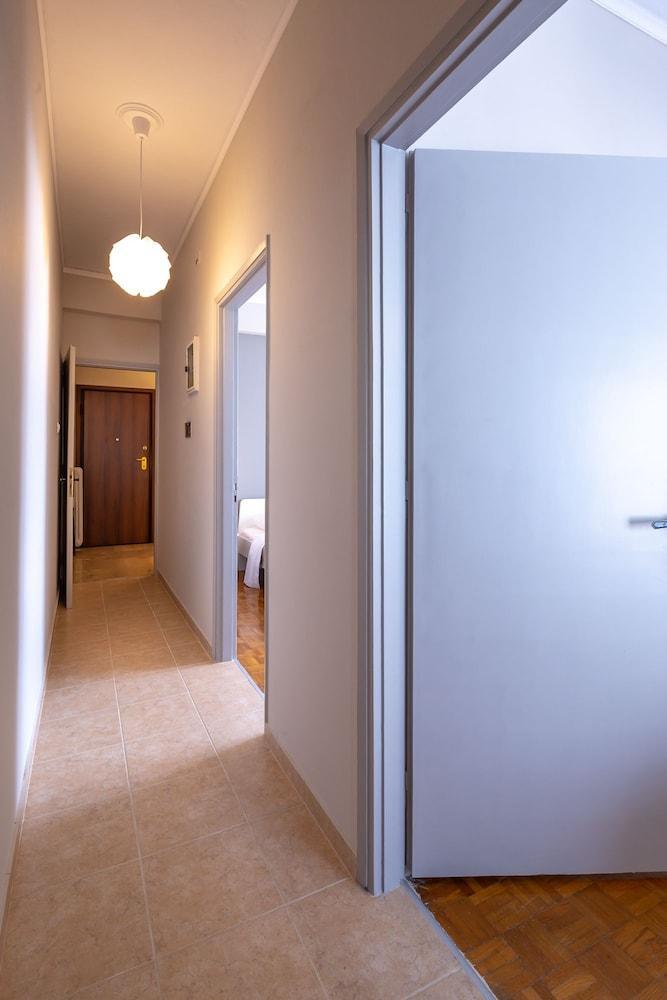 Artemis Apartment เอเธนส์ ภายนอก รูปภาพ